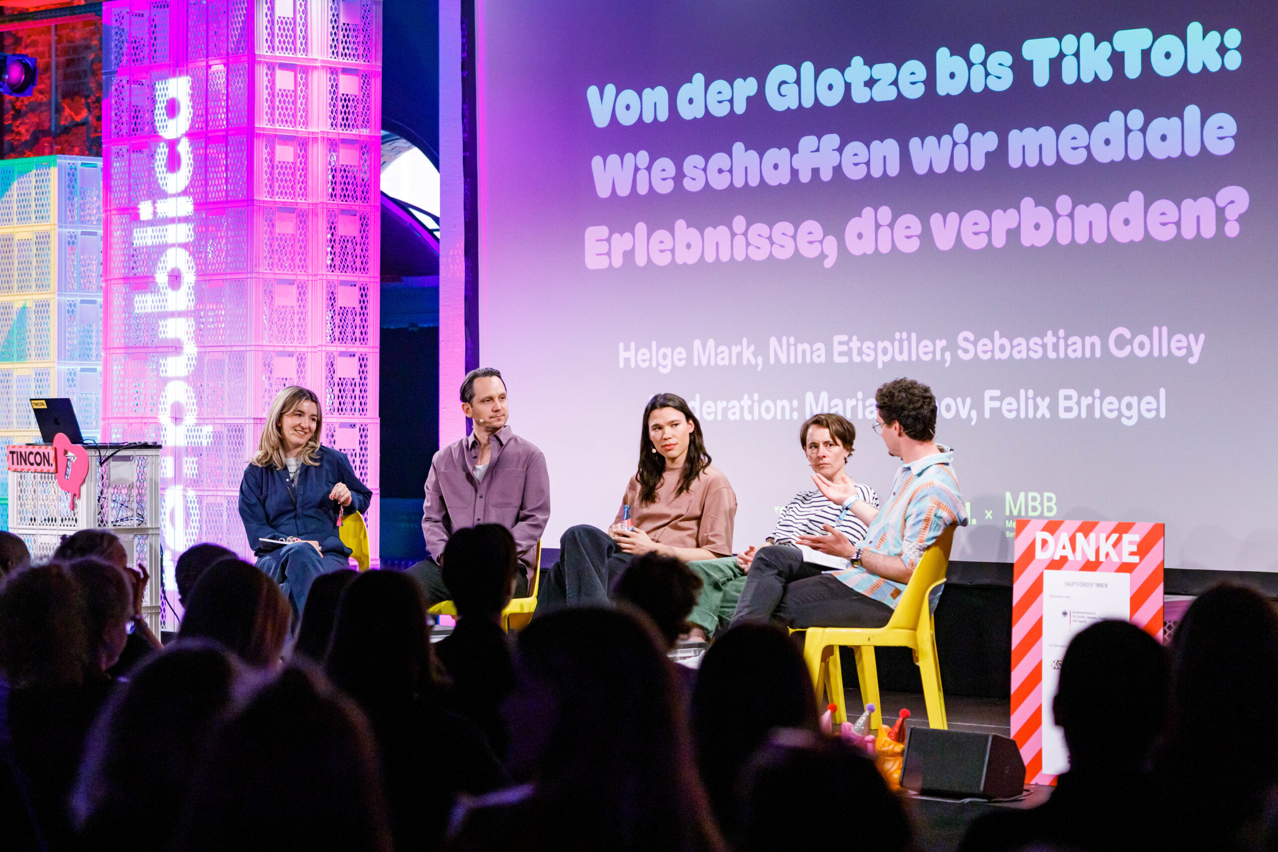 MTH-Conference x re:publica ONSCREEN auf der Bühne